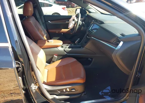 2021 Cadillac Xt5 Awd Premium Luxury from USA, damaged, VIN 1GYKNDRS6MZ156366